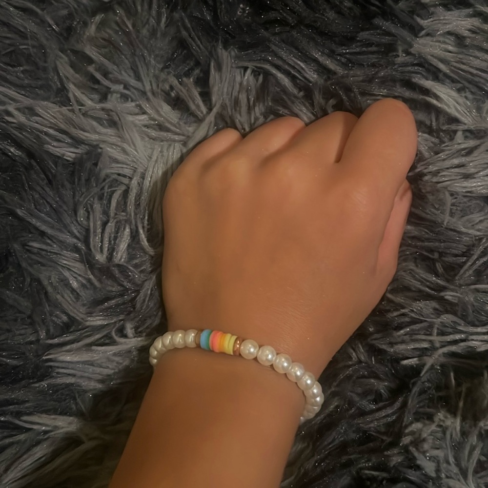 Perl gold blue pink orange and yellow braclet!